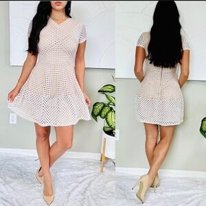 BCBGMaxAzria Elegant Cream Lace Dress_Med
